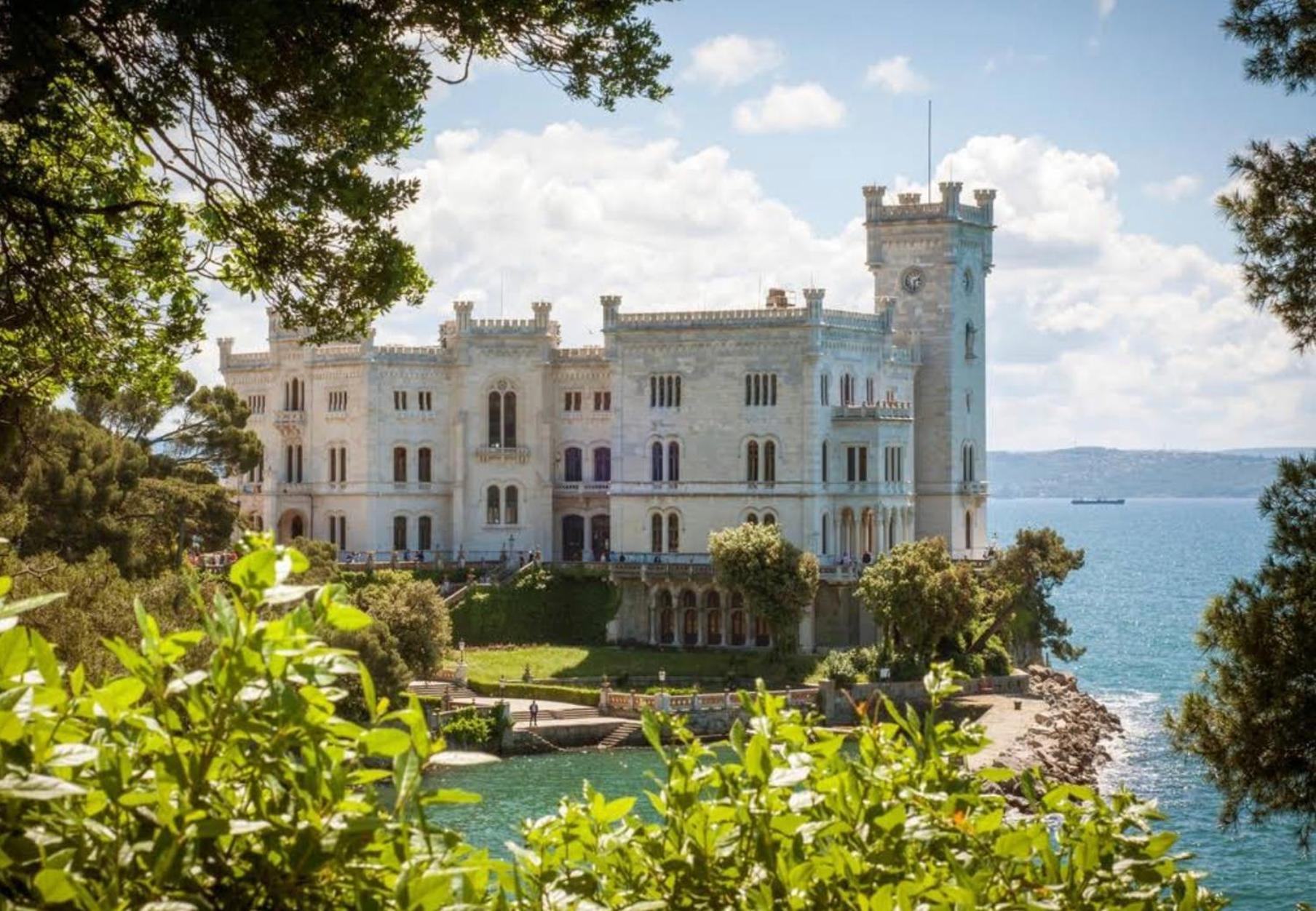 Residence Montanelli Trieszt Kültér fotó